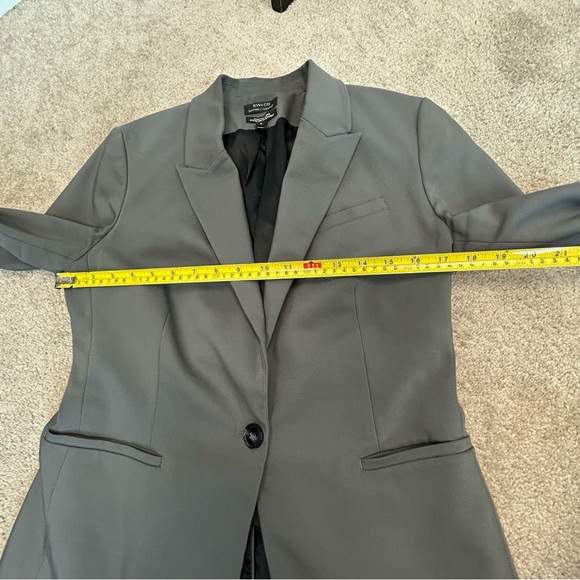 RW&CO womens gray suiting stretch lining blazer single breasted Sz 10 - Picture 4 of 10